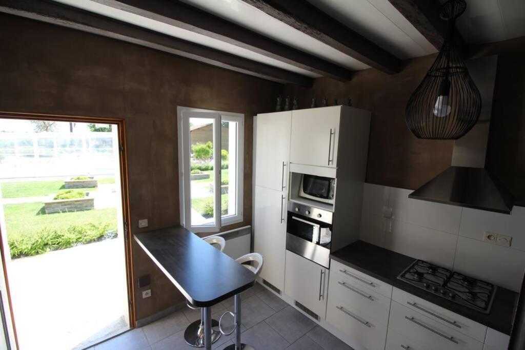 Gite Les Doucesheures- 110M²--3 Chambres-6 Pers Betz-le-Chateau Exteriér fotografie
